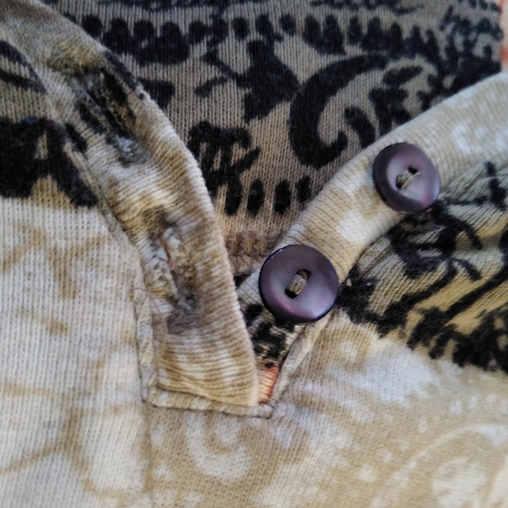 Chico's Chicos Vee V Neck Top 3/4:Sleeves Size 3 - Picture 12 of 12
